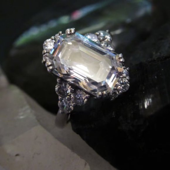 EMERALD Cut Art Deco Ring | Large Fine Fashion Ring | Cocktail, Anniversary - Picture 6 of 14